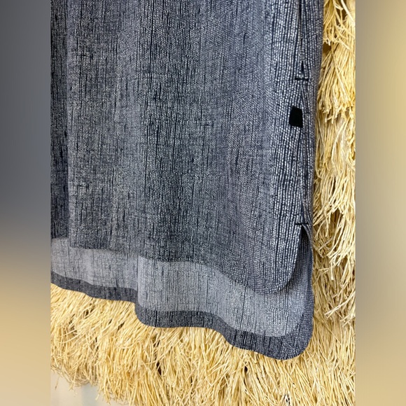 LululemonđFLAWLESS RAREđGet It On Dressâ¨back slit tunicâ¨Burlap Texture Duneâ¨6 - Picture 9 of 16